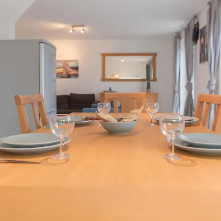 Vissershuis 2 With Parking By Interhome Hébergement de vacances *