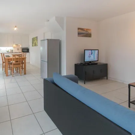 Vissershuis 2 With Parking By Interhome *