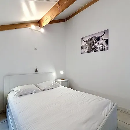 Vissershuis 2 With Parking By Interhome