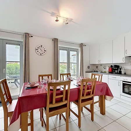 Vissershuis 2 With Parking By Interhome