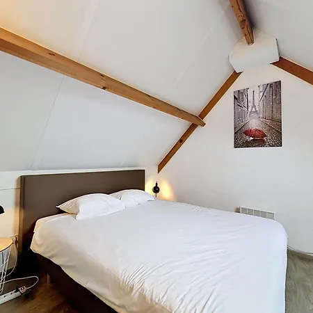 Casa de Férias Vissershuis 2 With Parking By Interhome De Haan